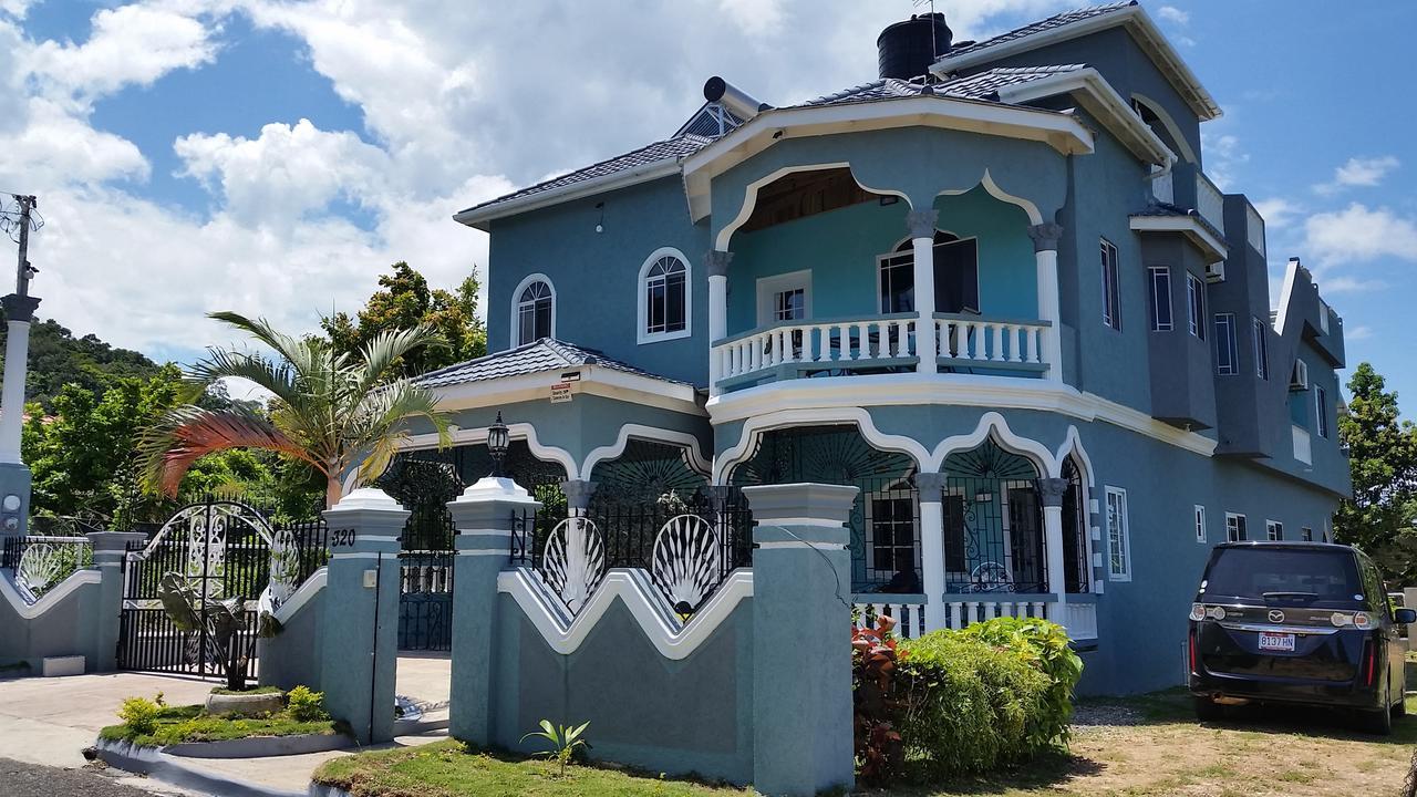 Bailey'S Bed And Breakfast ランアウェイ・ベイ エクステリア 写真