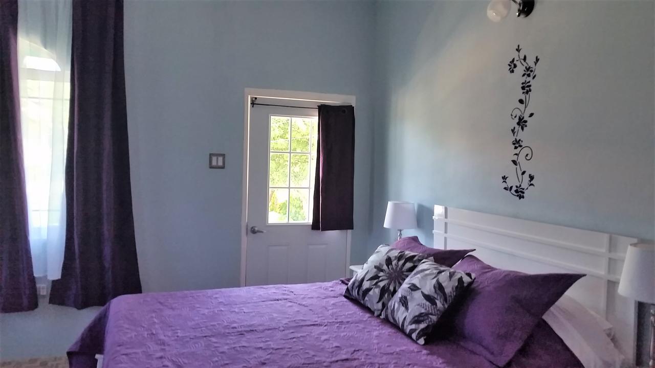 Bailey'S Bed And Breakfast ランアウェイ・ベイ エクステリア 写真
