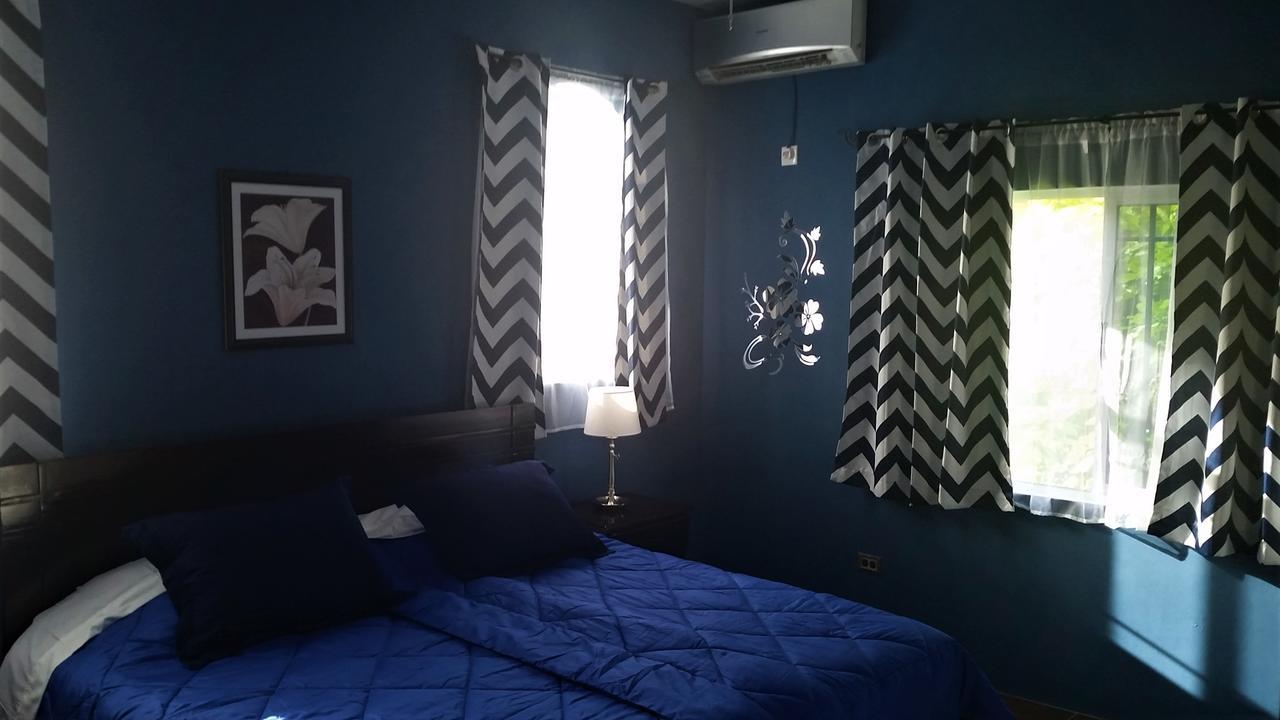 Bailey'S Bed And Breakfast ランアウェイ・ベイ エクステリア 写真